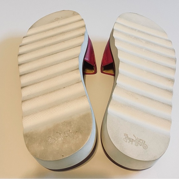 COACH slides - Picture 6 of 7